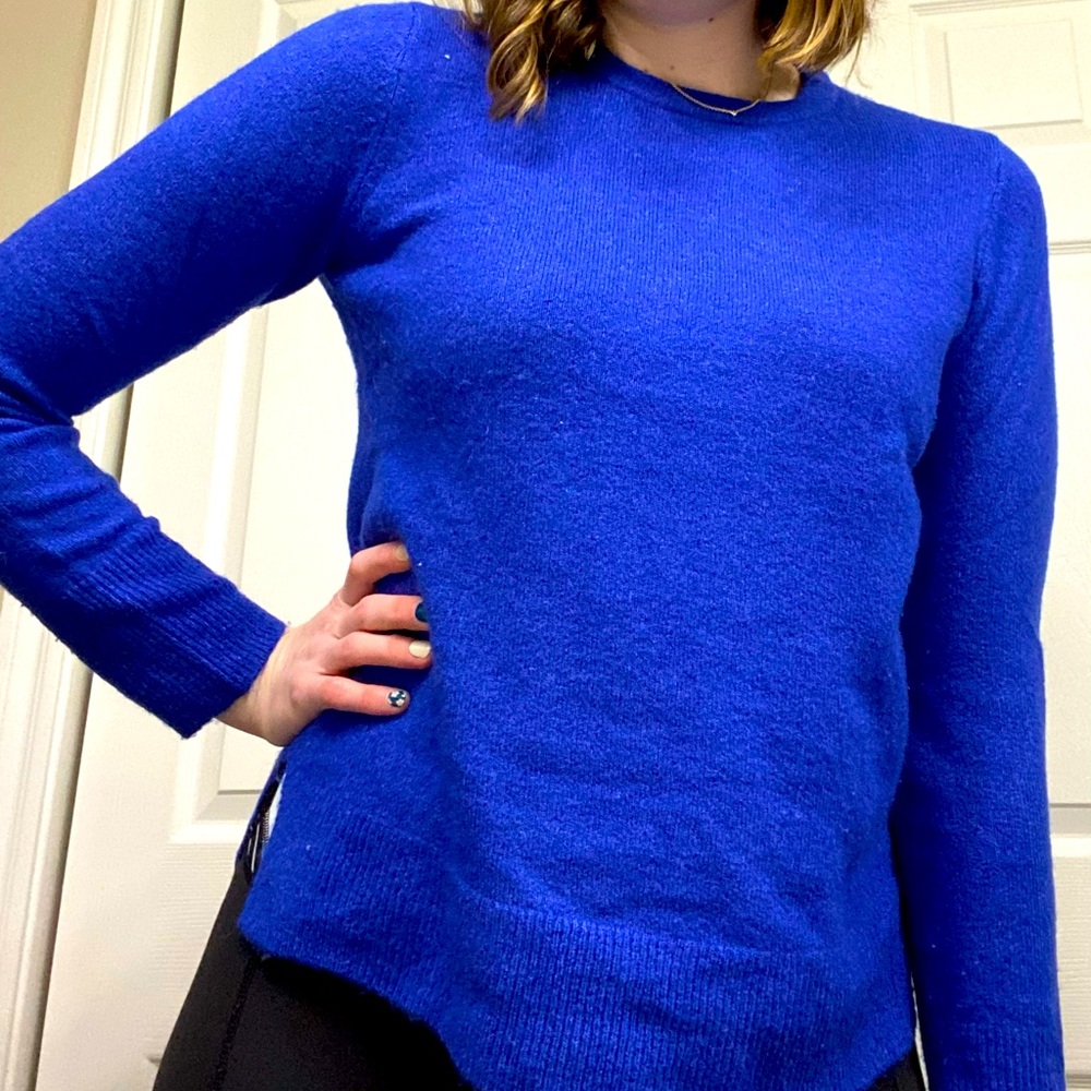 Old navy sweater